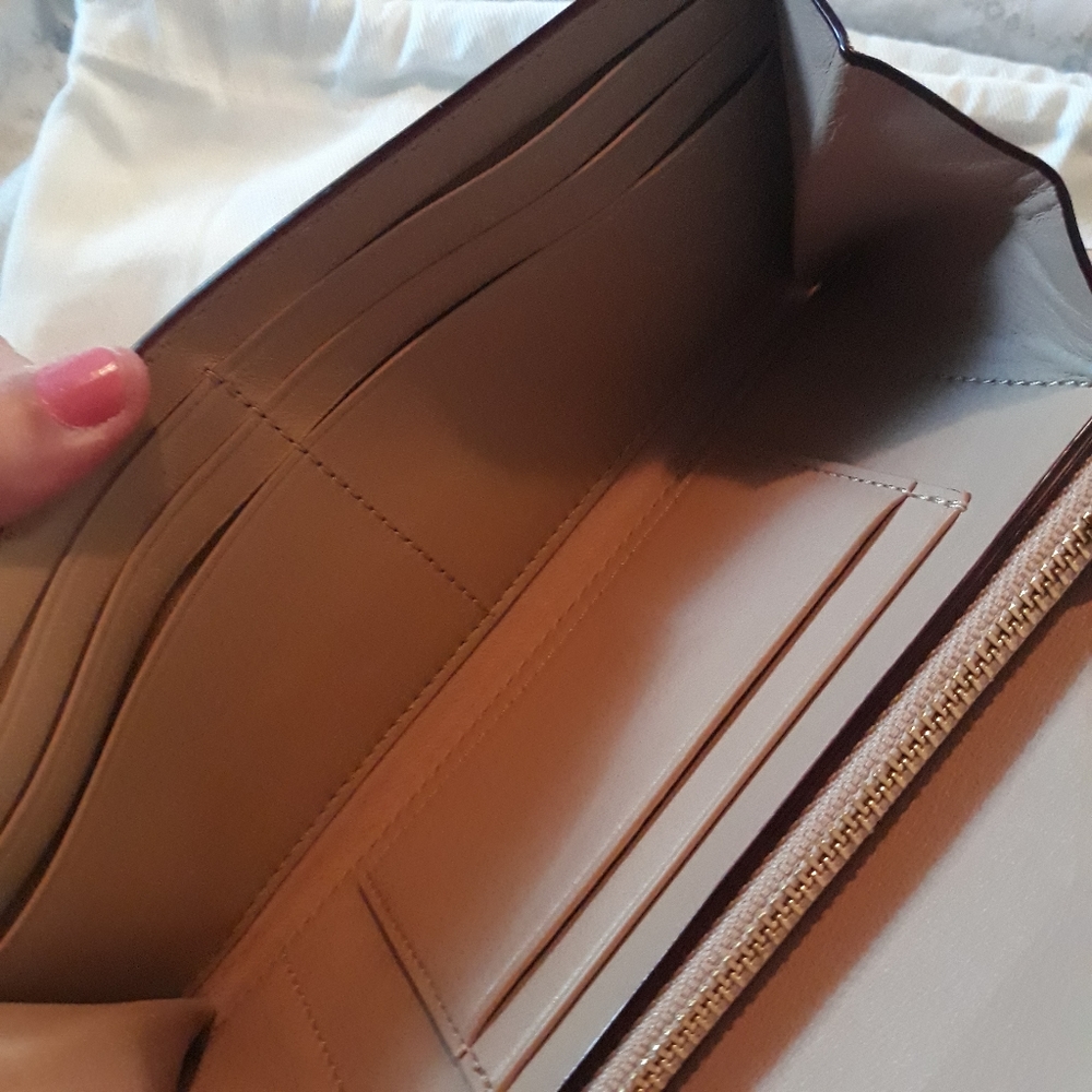 Coach Turnlock Wallet - Picture 4 of 6